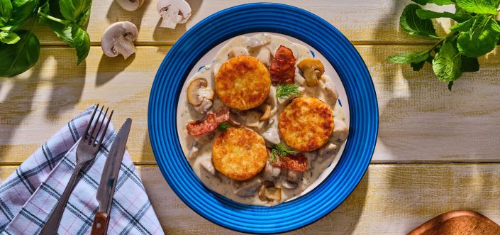 AVIKO Rösti Rondjes Naturel z sosem pieczarkowo-beszamelowym (ciulama de ciuperci) i chrupiącym bekonem 